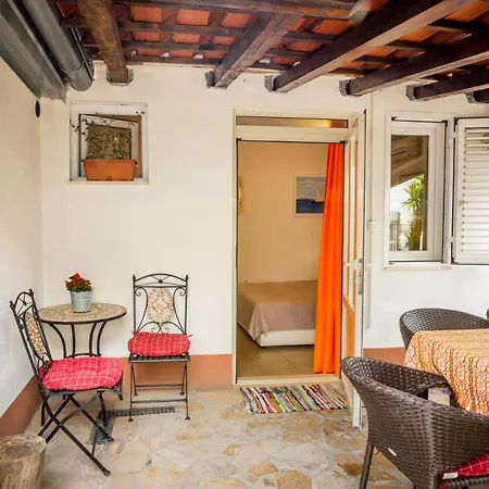 Hébergement de vacances Charming 5-Bed House In Split Split